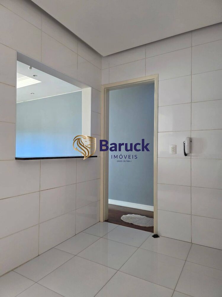 Apartamento à venda com 2 quartos, 70m² - Foto 3