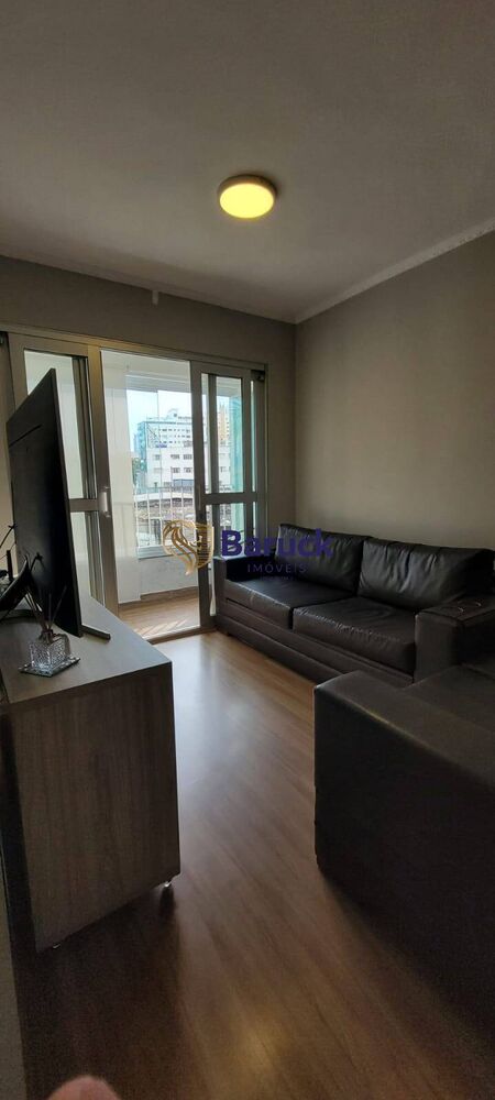Apartamento à venda com 2 quartos, 67m² - Foto 1