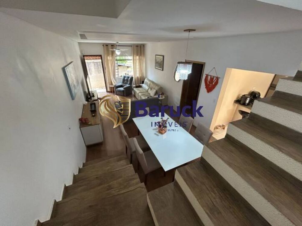 Sobrado, 6 quartos, 300 m² - Foto 1