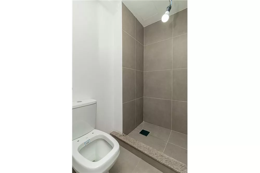 Apartamento à venda com 2 quartos, 61m² - Foto 15