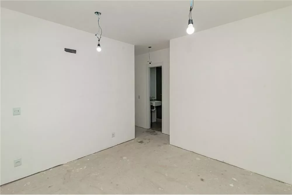 Apartamento à venda com 2 quartos, 61m² - Foto 1