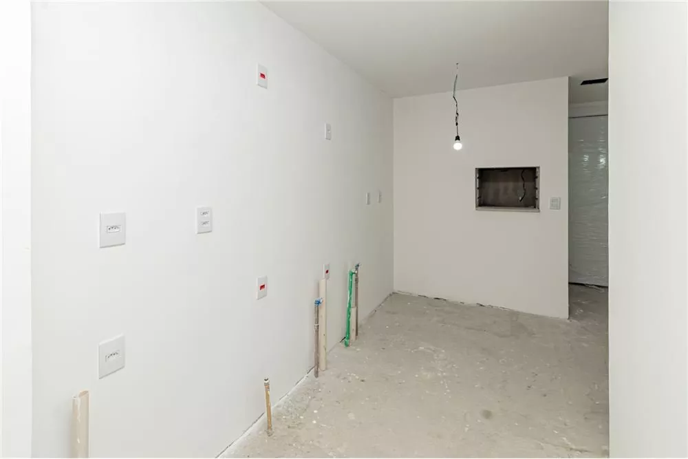 Apartamento à venda com 2 quartos, 61m² - Foto 2