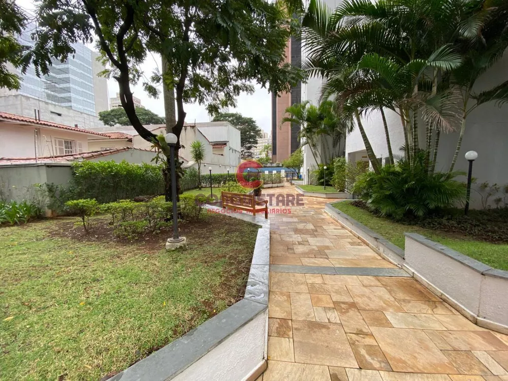 Apartamento, 3 quartos, 250 m² - Foto 2