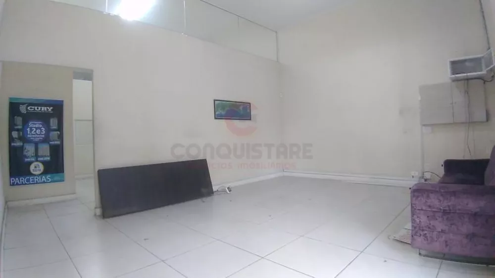 Depósito-Galpão-Armazém à venda com 3 quartos, 300m² - Foto 1