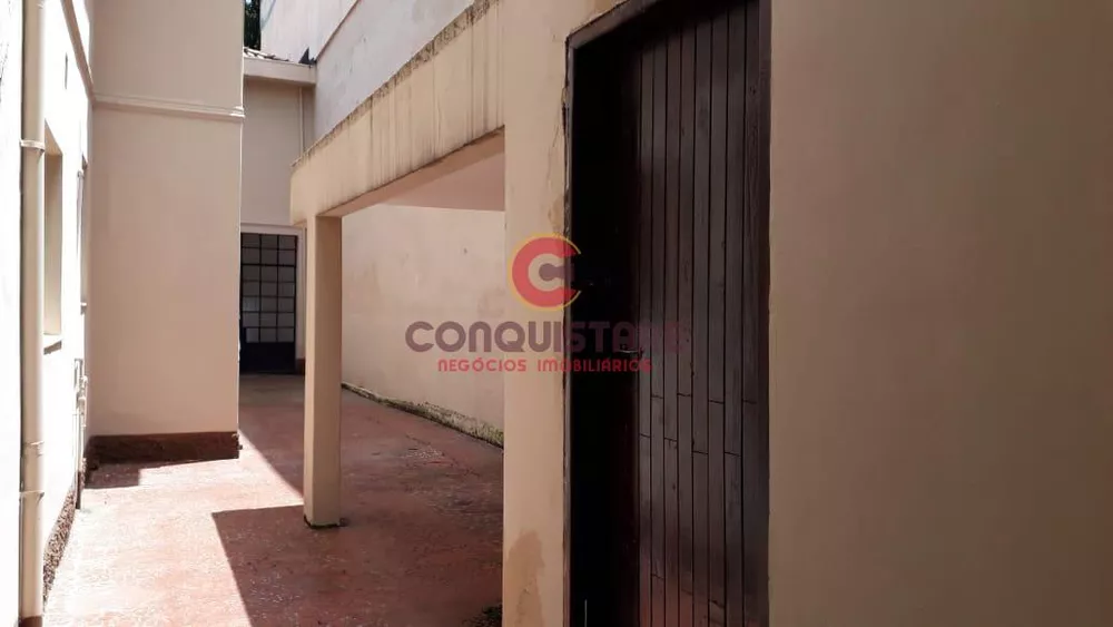 Sobrado à venda com 4 quartos, 240m² - Foto 6