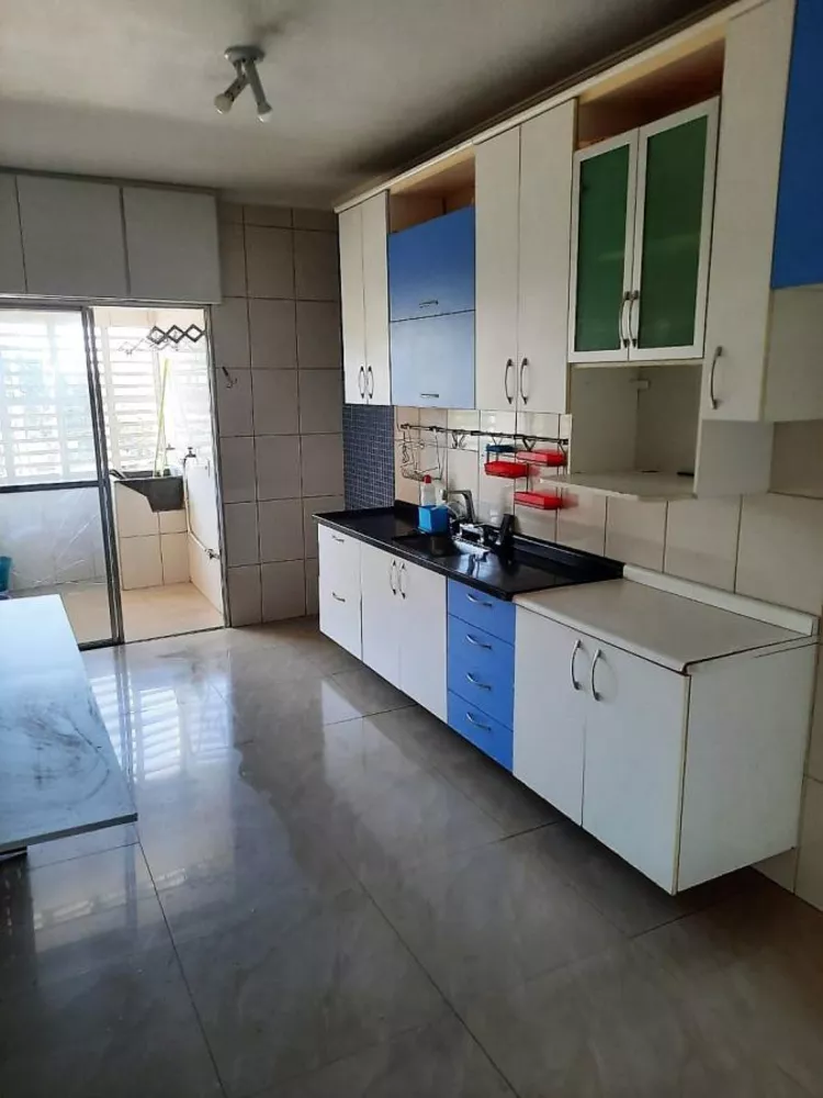 Apartamento à venda com 2 quartos, 100m² - Foto 5