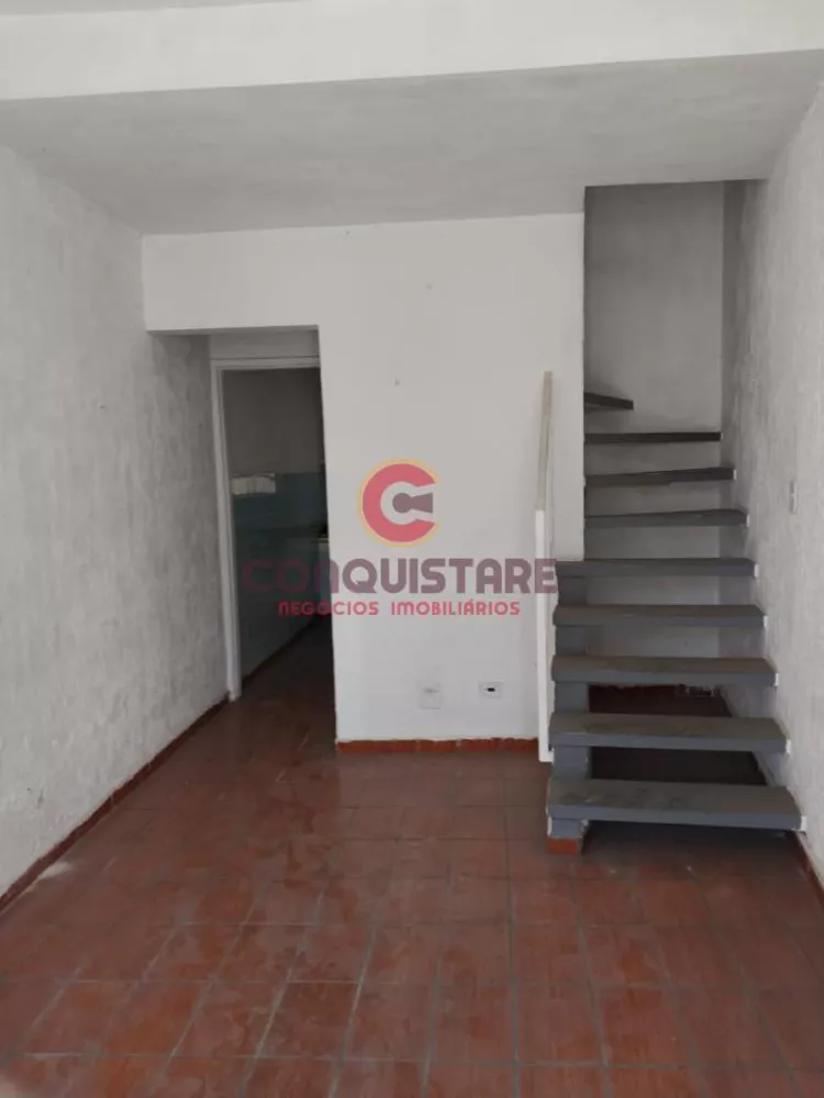 Sobrado para alugar com 2 quartos, 62m² - Foto 2