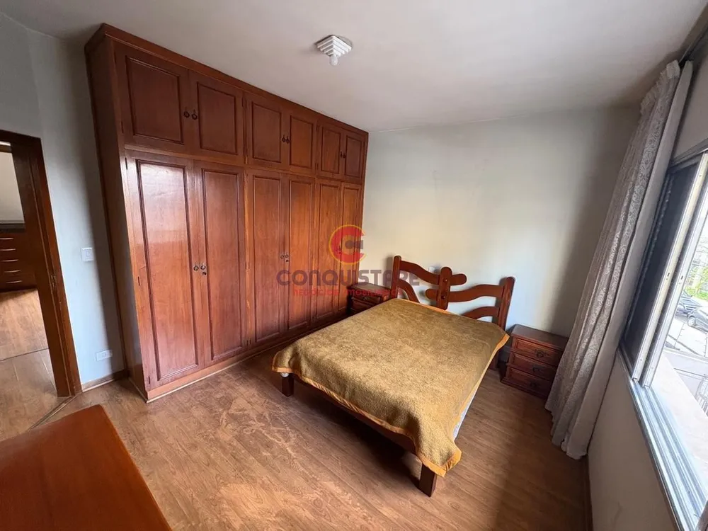 Casa, 4 quartos, 243 m² - Foto 2