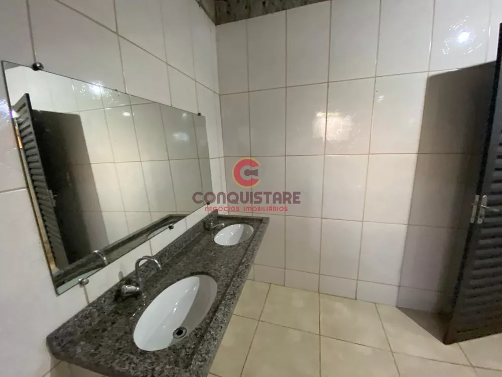 Chácara, 4 quartos, 3200 m² - Foto 1