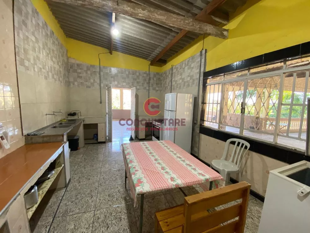 Chácara, 4 quartos, 3200 m² - Foto 2