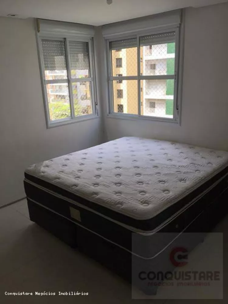 Apartamento à venda com 3 quartos, 141m² - Foto 11