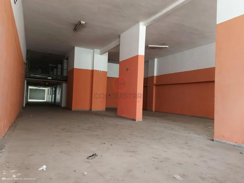 Depósito-Galpão, 268 m² - Foto 1