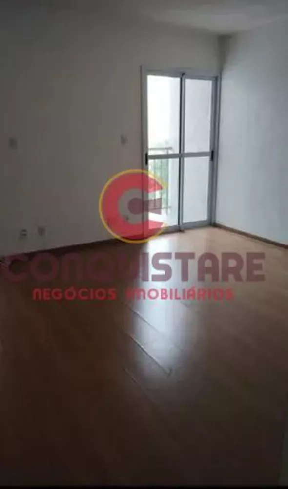 Apartamento à venda com 1 quarto, 40m² - Foto 1