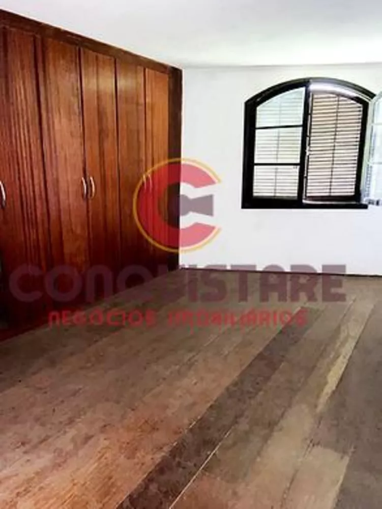 Casa à venda com 4 quartos, 383m² - Foto 2