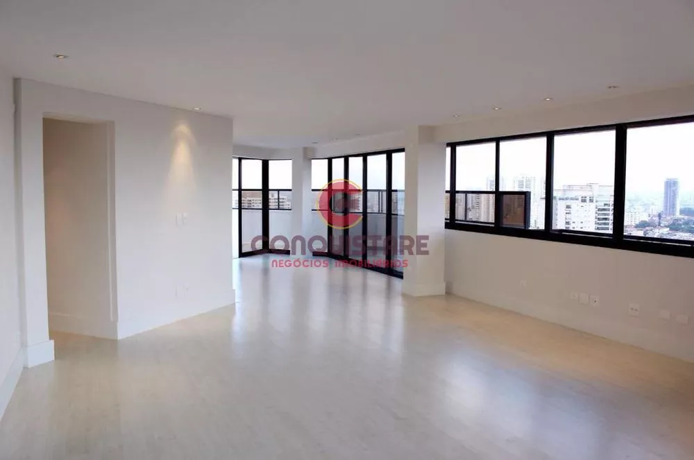 Apartamento à venda com 4 quartos, 500m² - Foto 2