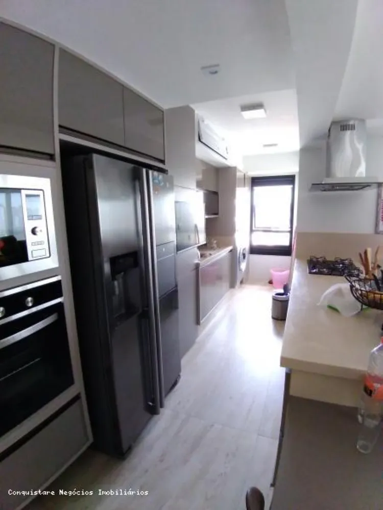 Cobertura, 3 quartos, 233 m² - Foto 6