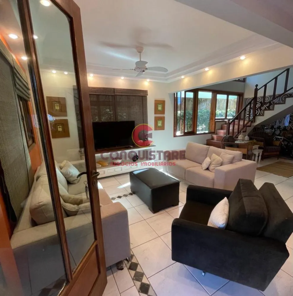 Casa, 4 quartos, 247 m² - Foto 2