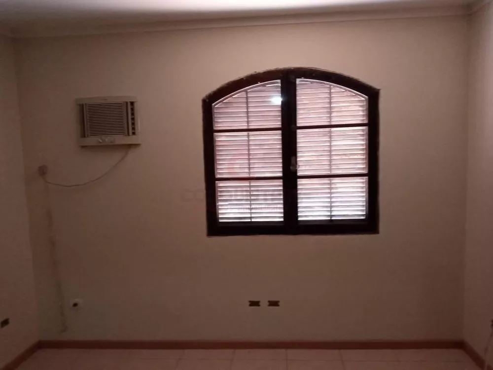 Sobrado à venda com 3 quartos, 250m² - Foto 4