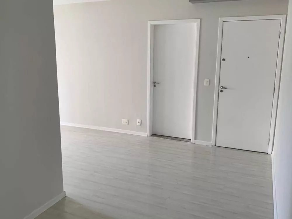 Apartamento à venda com 3 quartos, 78m² - Foto 3