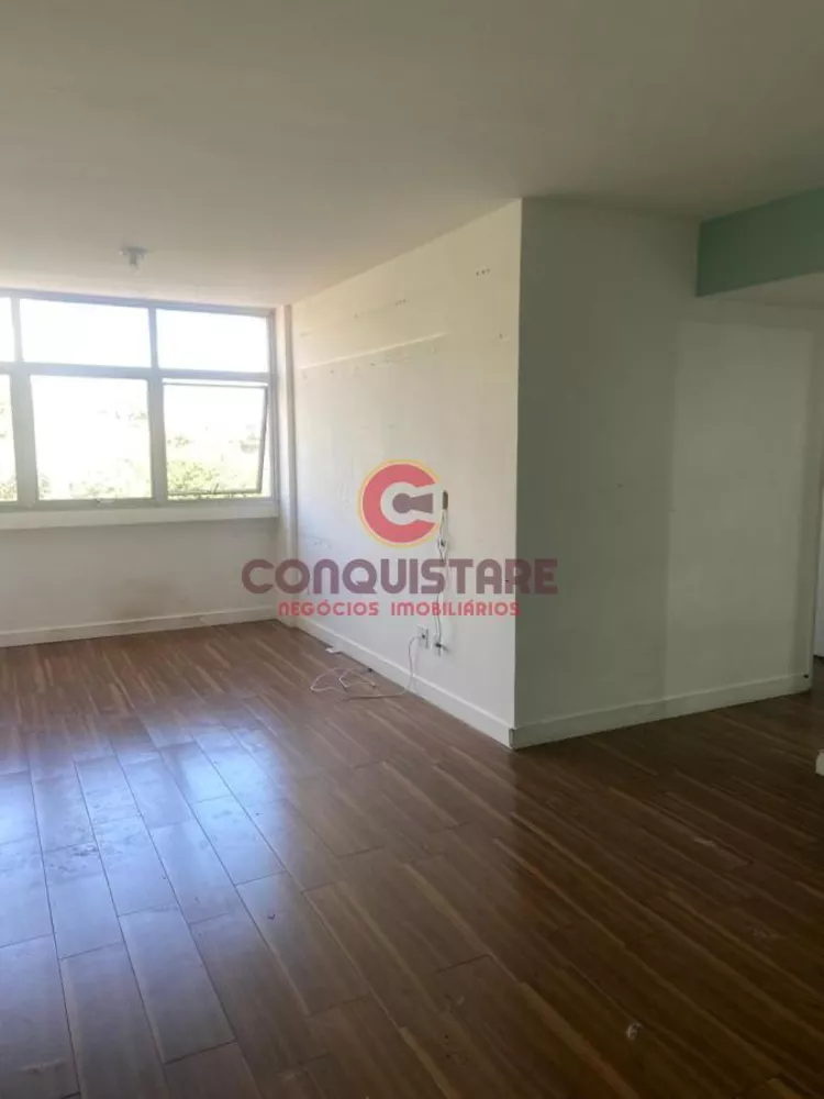 Apartamento à venda com 3 quartos, 109m² - Foto 2