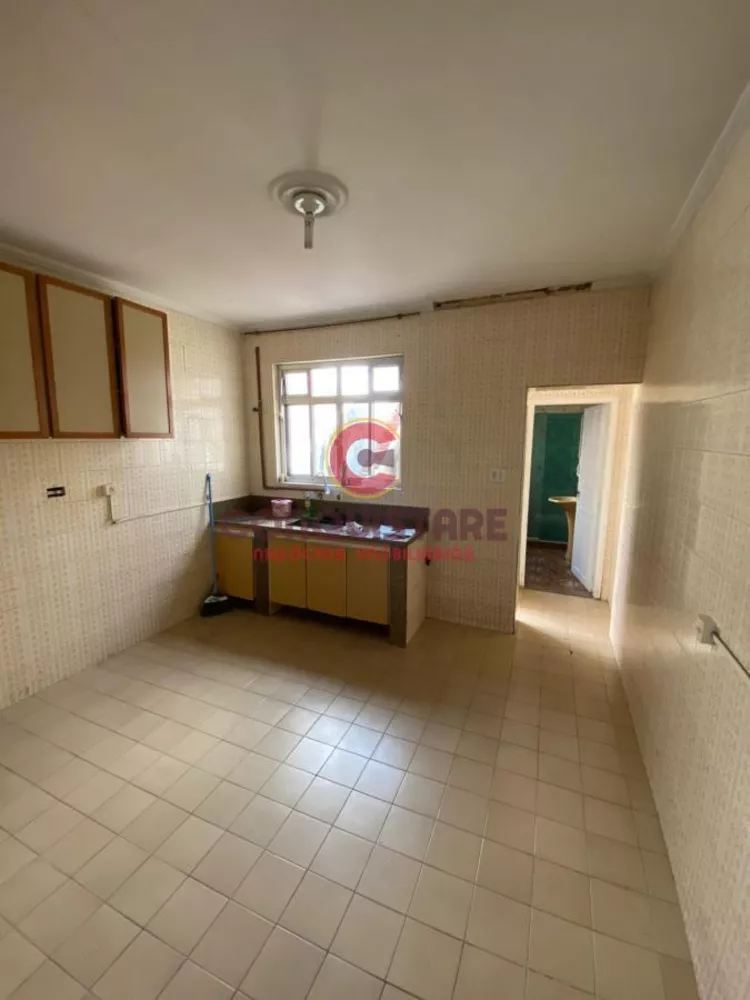 Sobrado à venda com 2 quartos, 140m² - Foto 4