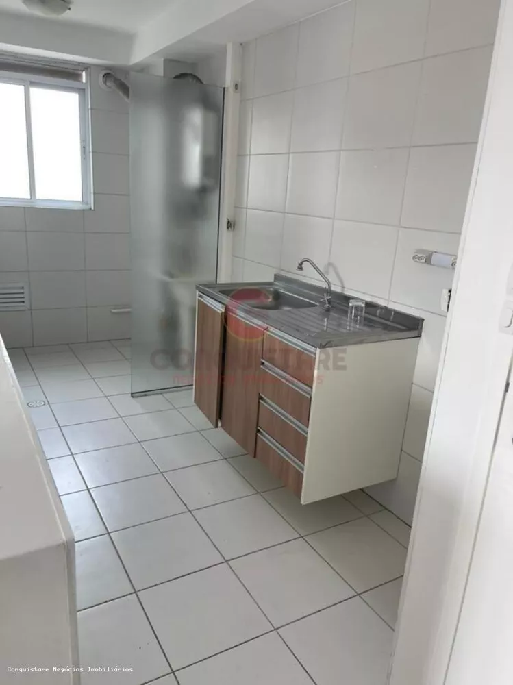 Apartamento à venda com 3 quartos, 75m² - Foto 4