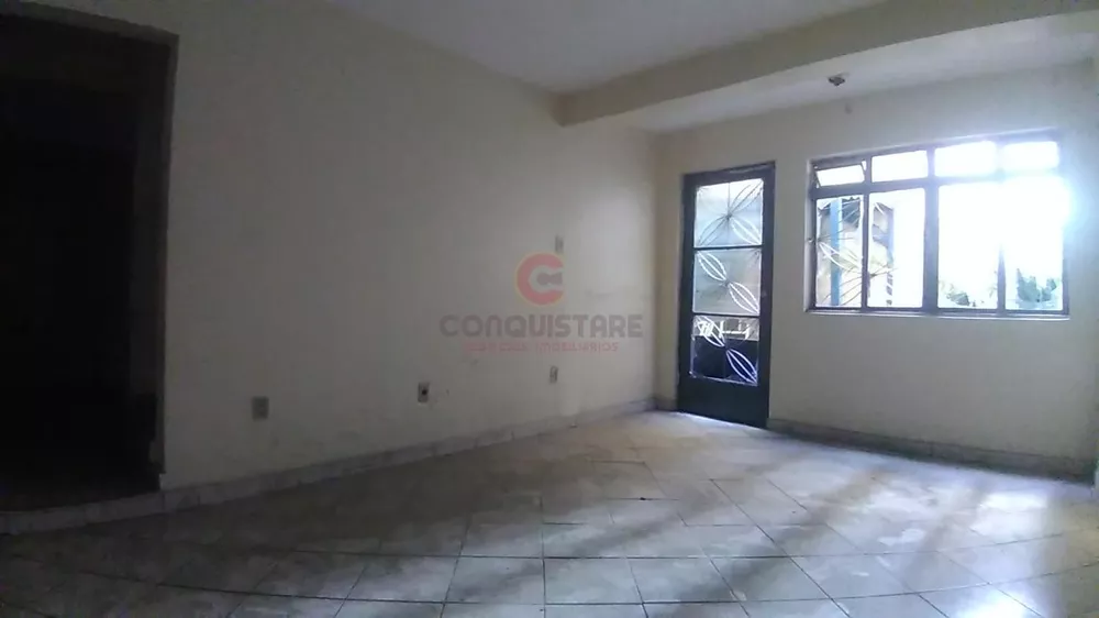 Conjunto Comercial-Sala à venda com 4 quartos, 350m² - Foto 1