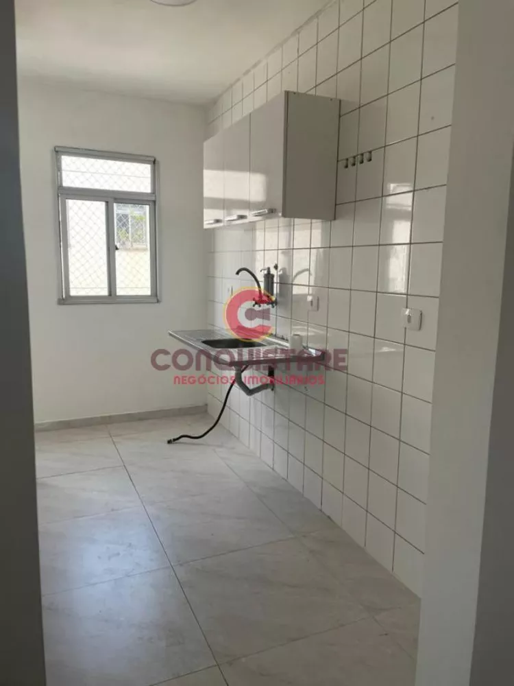 Apartamento à venda com 2 quartos, 47m² - Foto 3