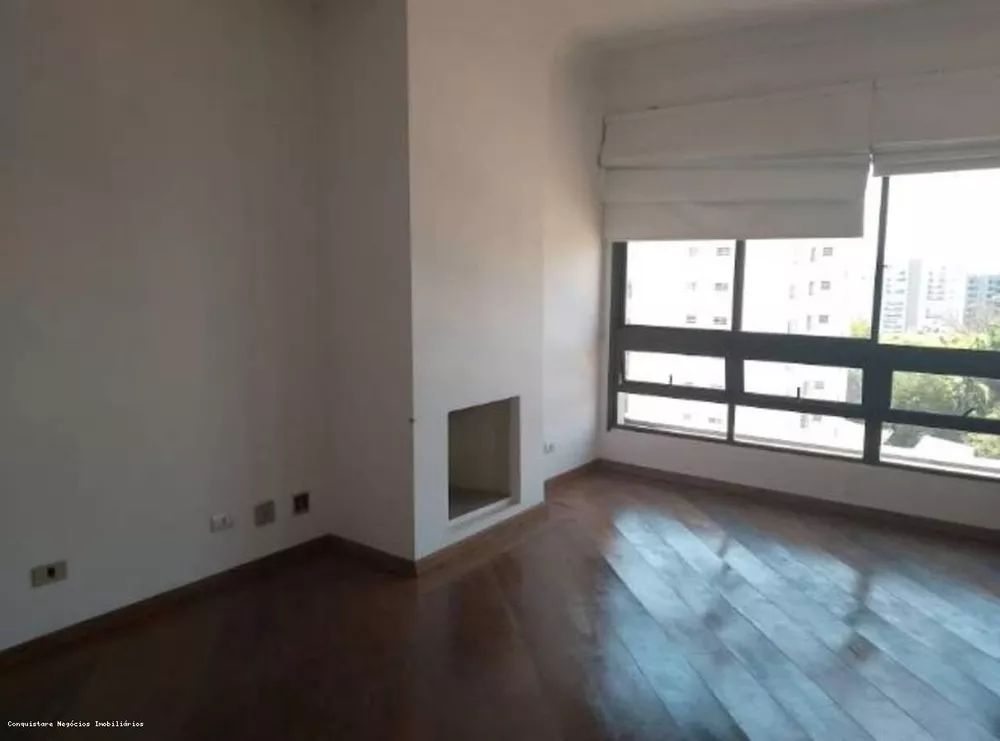 Apartamento à venda com 3 quartos, 218m² - Foto 4