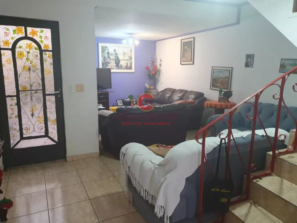 Sobrado à venda com 4 quartos, 150m² - Foto 2