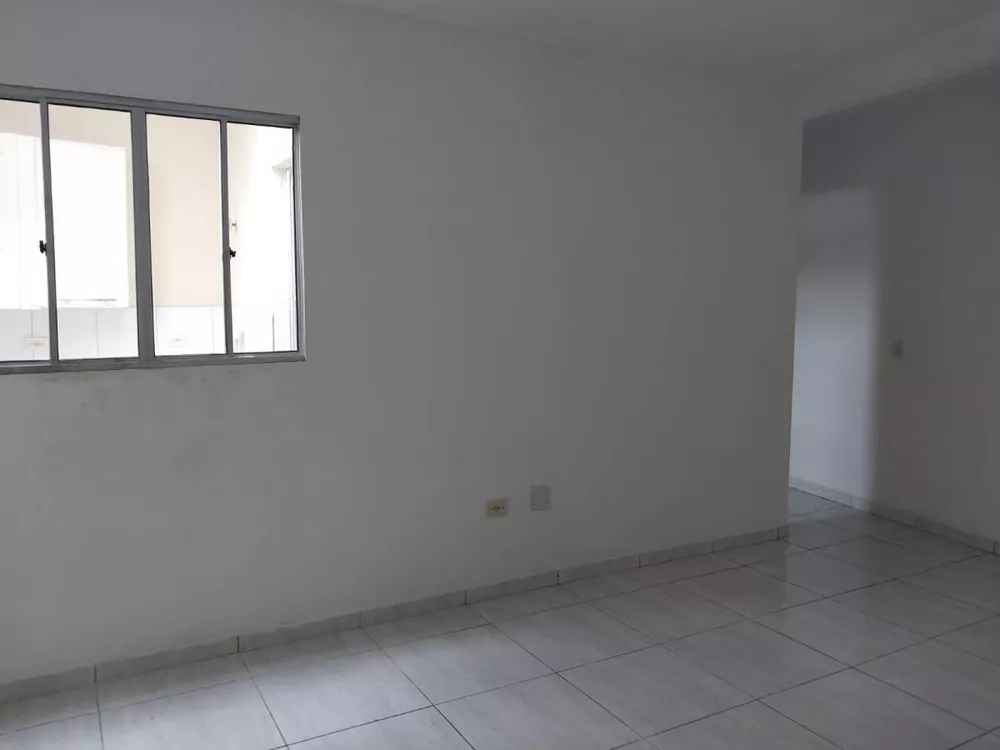 Apartamento para alugar com 2 quartos, 75m² - Foto 7