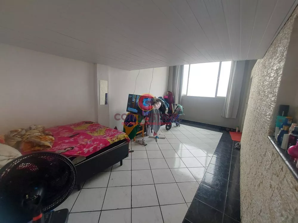 Apartamento à venda com 1 quarto, 30m² - Foto 2