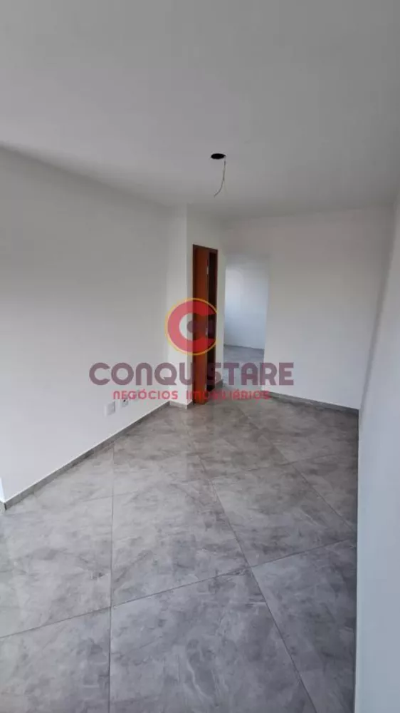 Sobrado à venda com 2 quartos, 60m² - Foto 4