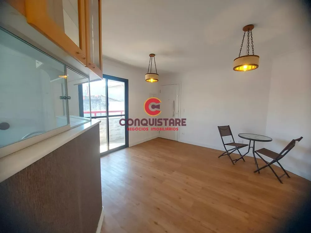 Apartamento à venda com 2 quartos, 60m² - Foto 4