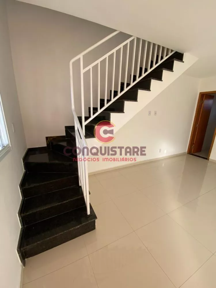 Sobrado à venda com 2 quartos, 60m² - Foto 3