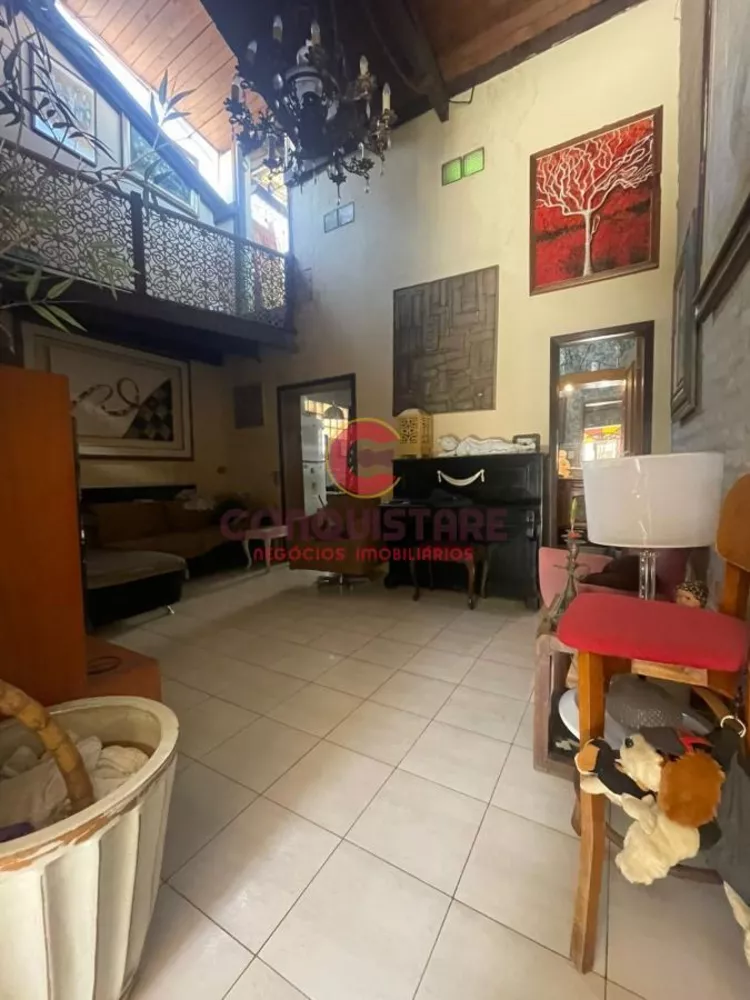 Casa à venda com 3 quartos, 150m² - Foto 4