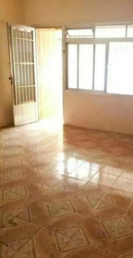 Sobrado à venda com 2 quartos, 150m² - Foto 2