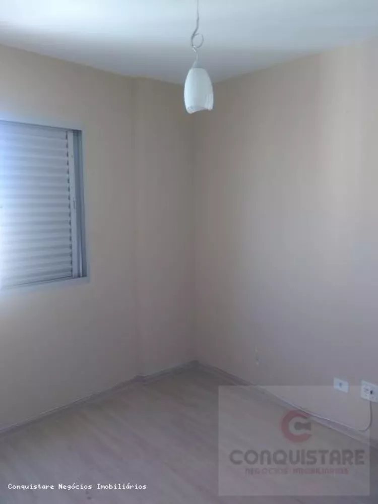 Apartamento à venda com 2 quartos, 58m² - Foto 11