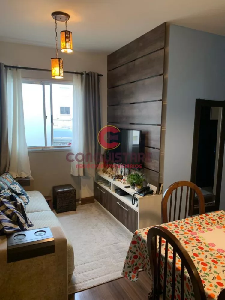 Apartamento à venda com 2 quartos, 42m² - Foto 4