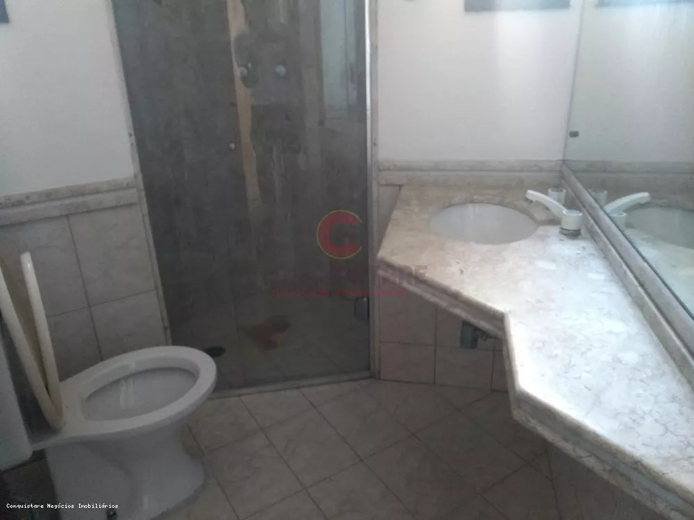 Apartamento para alugar com 3 quartos, 218m² - Foto 8