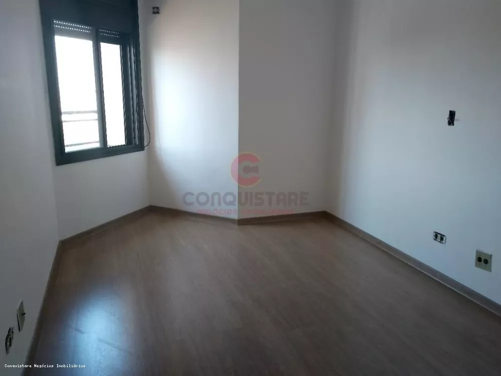 Apartamento para alugar com 3 quartos, 218m² - Foto 6