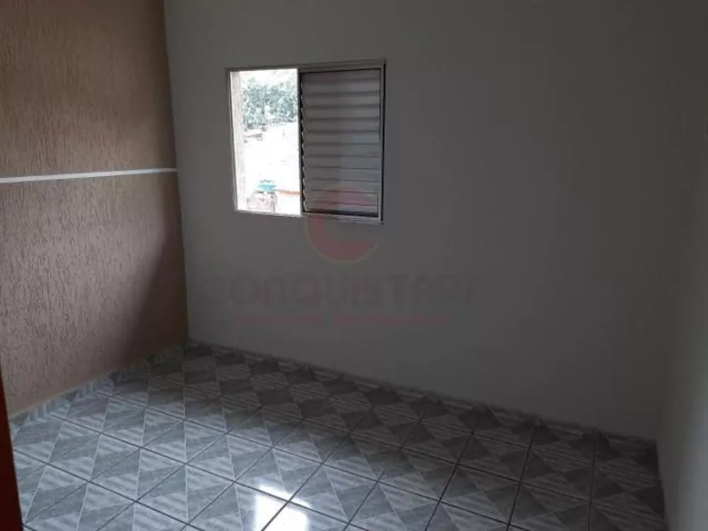 Casa à venda com 2 quartos, 85m² - Foto 2