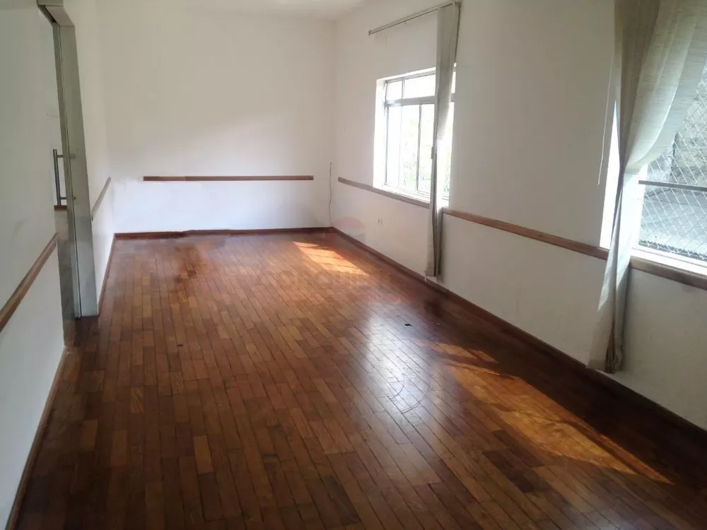 Sobrado à venda com 4 quartos, 432m² - Foto 2