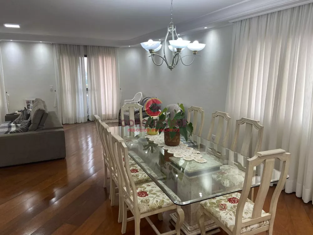 Apartamento à venda com 3 quartos, 183m² - Foto 1