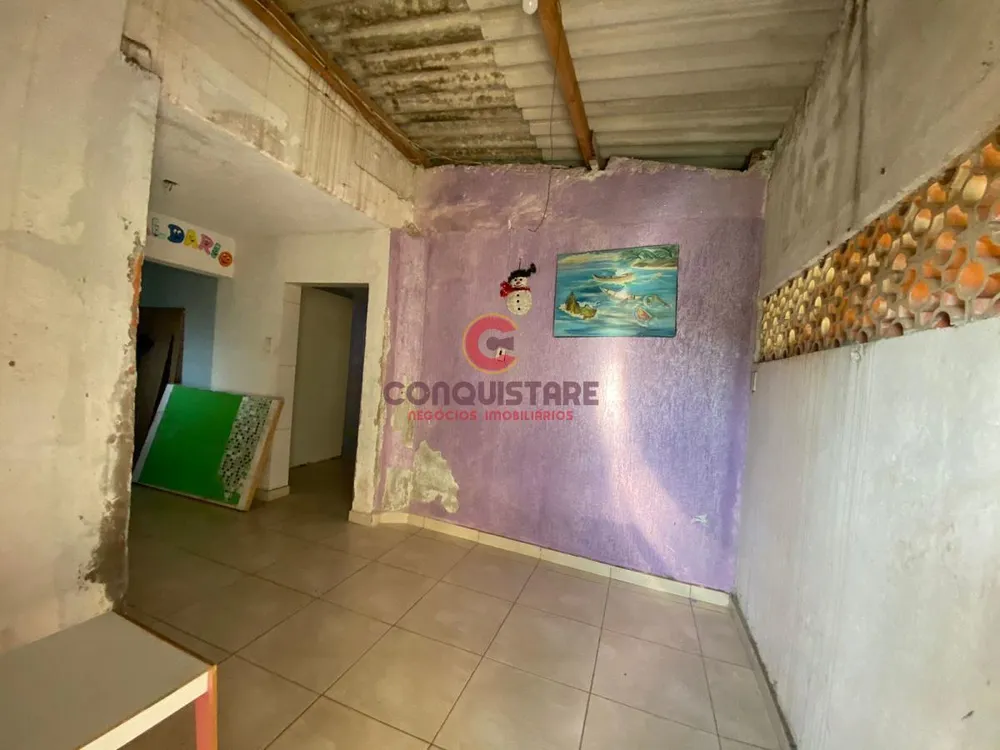 Chácara, 4 quartos, 3200 m² - Foto 2