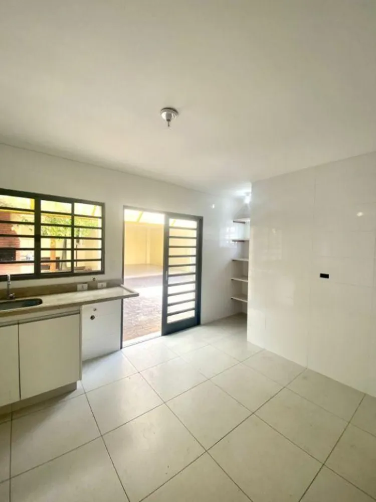 Sobrado, 6 quartos, 224 m² - Foto 4