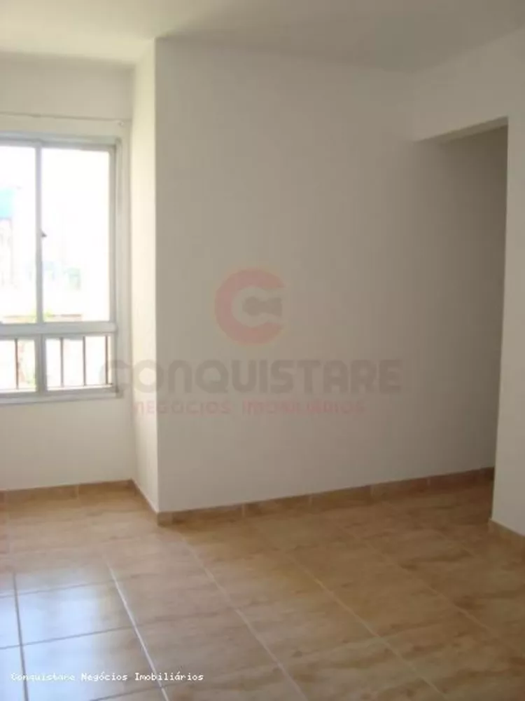 Apartamento à venda com 2 quartos, 43m² - Foto 4