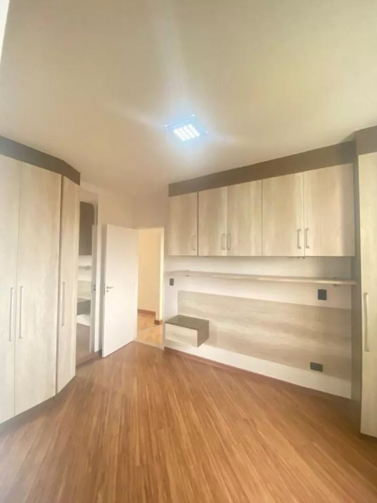 Apartamento à venda com 2 quartos, 77m² - Foto 8