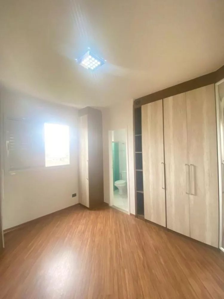 Apartamento à venda com 2 quartos, 77m² - Foto 6