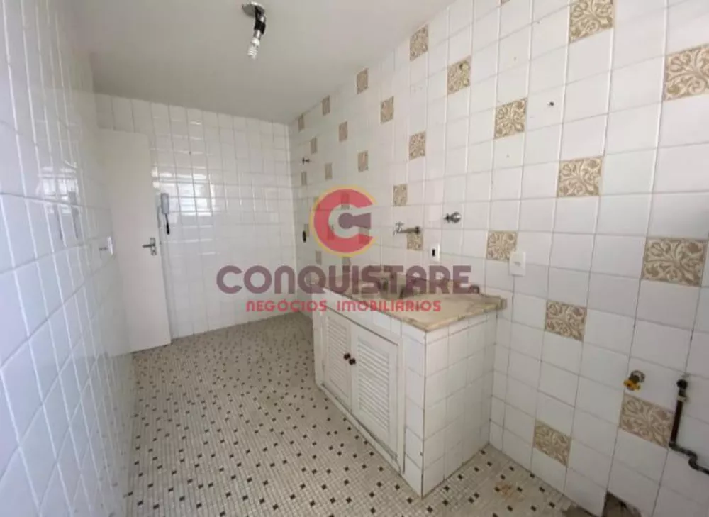 Apartamento à venda com 2 quartos, 61m² - Foto 5